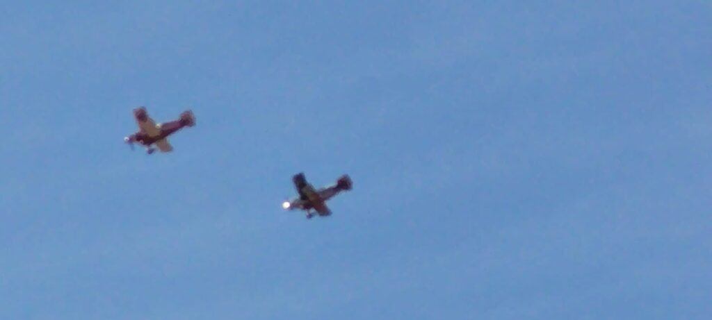 Bon, on n'avait pas de téléscope pour faire des belles photos des avions